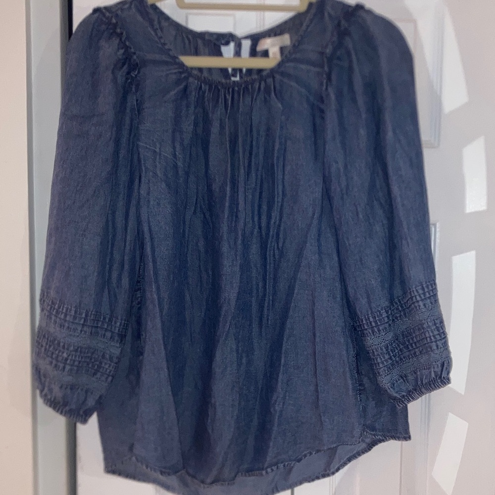 Lauren Conrad Long Sleeve Lightweight Blue Denim Blouse – XL (Fits Like Large)